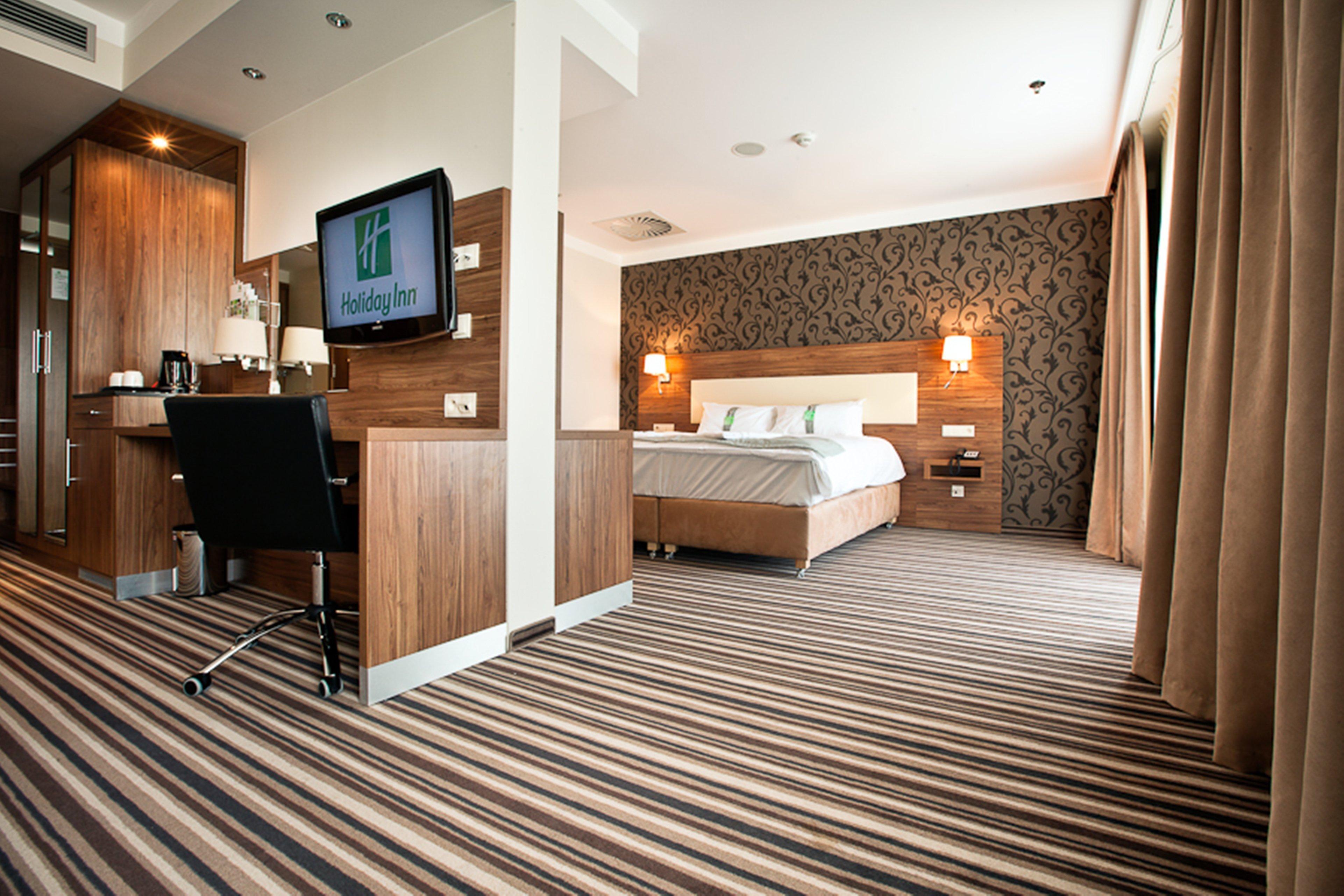 By Ihg Hotell
